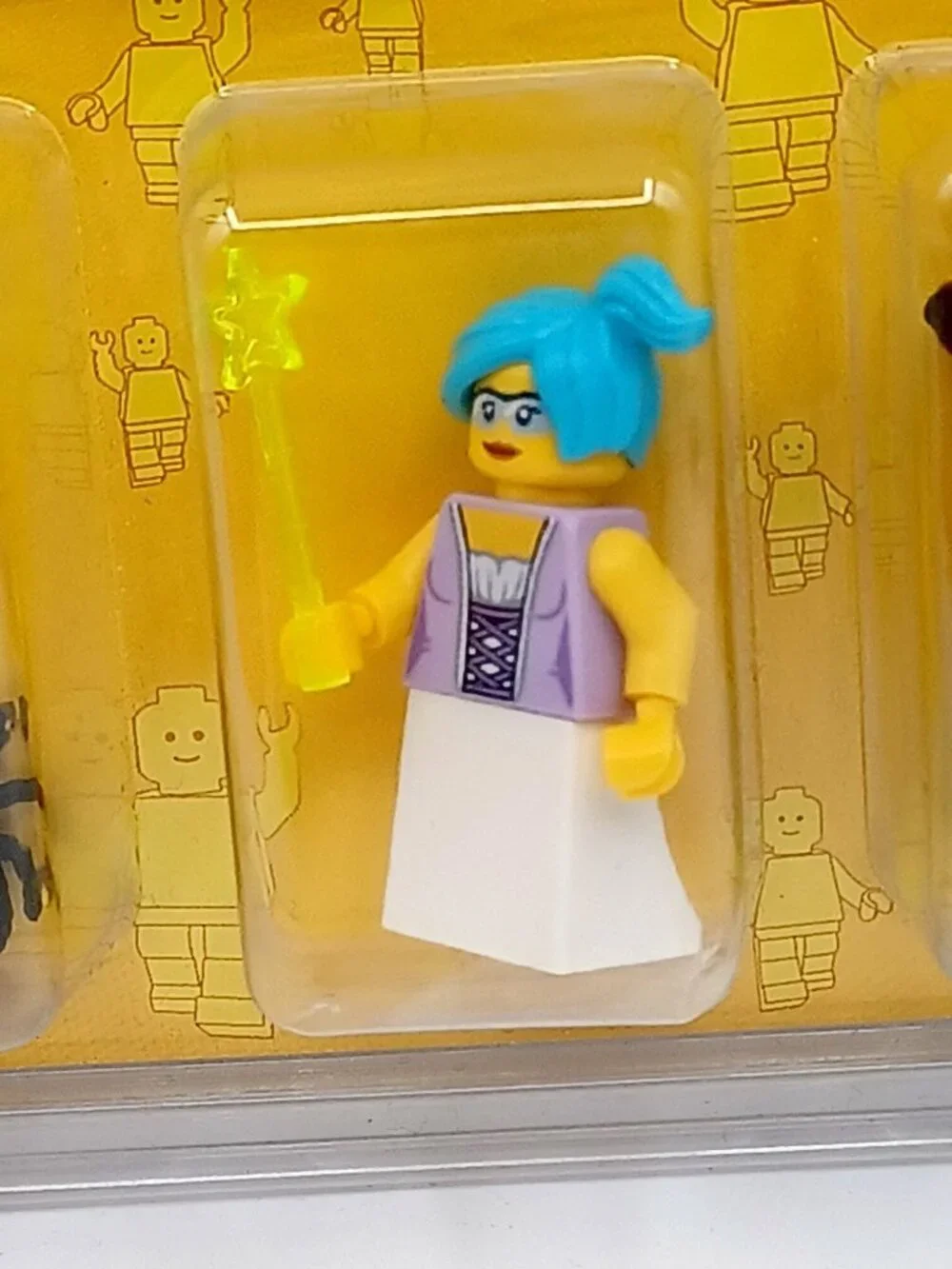 Lego Build a Minifigure Store Fairy Wand Chef Chicken Hat Spider Pirate Cobra